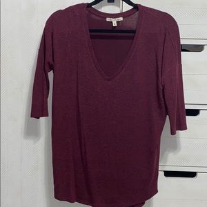 Express V-Neck 3/4 Sleeve Top